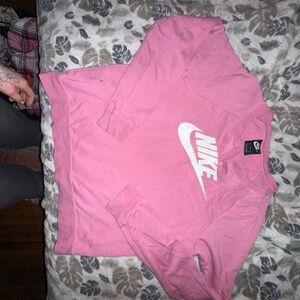 Nike Pink Crew Neck Sweater with Iconic Swoosh
